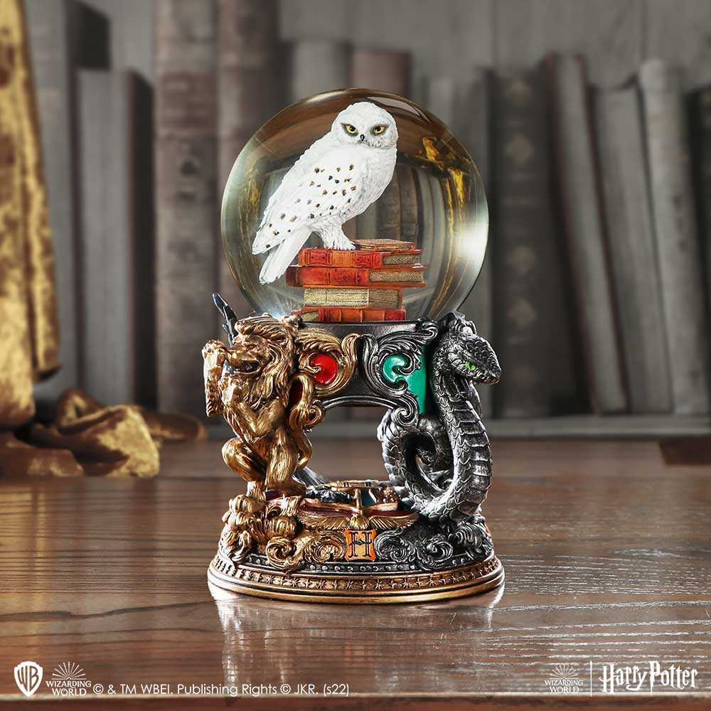 Harry Potter Hedwig Snow Globe